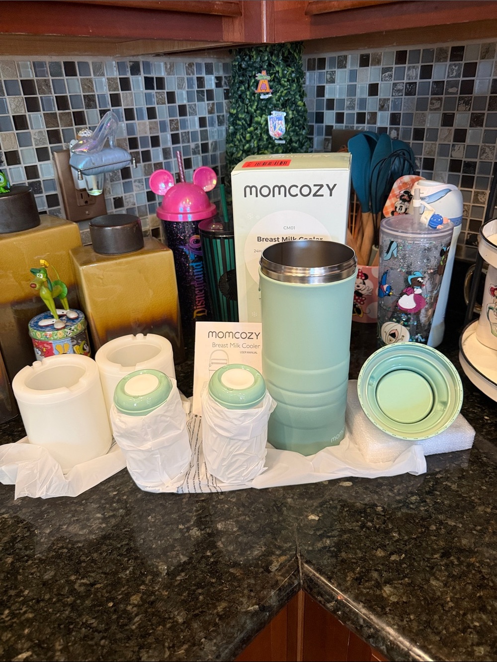 NIB Momcozy CM01 Mint Green Breast Milk Cooler - Portable 24H Chill